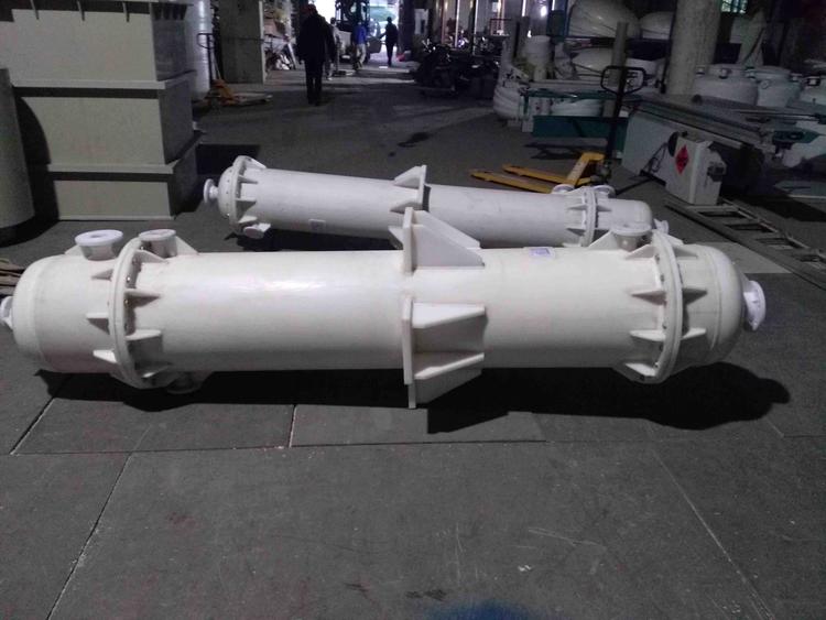 襯四氟防腐設備廠家向您介紹襯氟塑防腐閥（fá）門的使用注意事項