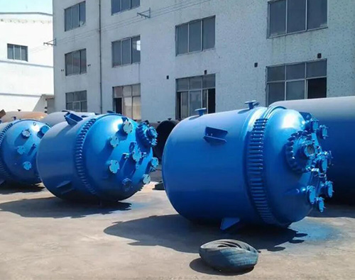 搪瓷反應釜在化工行（háng）業的應用及發展（zhǎn）前景（jǐng）